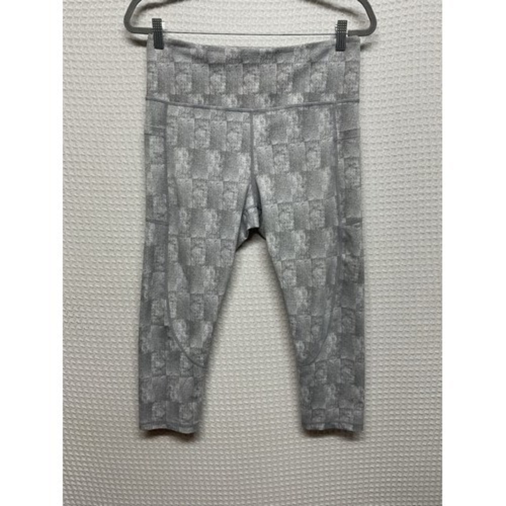 NWOT Zyia Active Pockets Slate Floral Light N Tight Leggings 7/8 Women 12 China